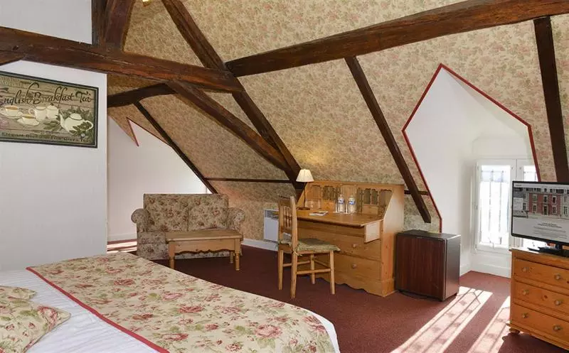 デラックスルーム, Hôtel & Spa Du Domaine Des Thômeaux, The Originals Relais
