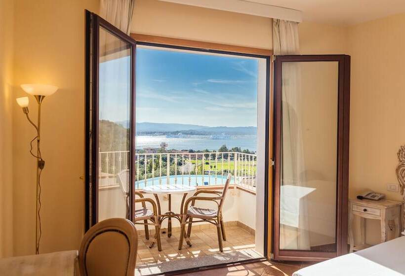 Номер Superior Вид на Бассейн, Dp Olbia  Sardinia