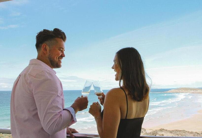 豪华房间, Esplanade