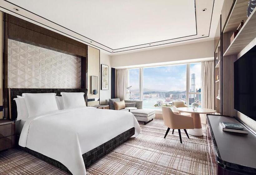 اتاق لوکس با چشم‌انداز, Four Seasons Hotel Hong Kong