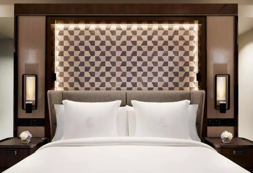 اتاق دلوکس با تخت کینگ و چشم‌انداز, Four Seasons Hotel Hong Kong