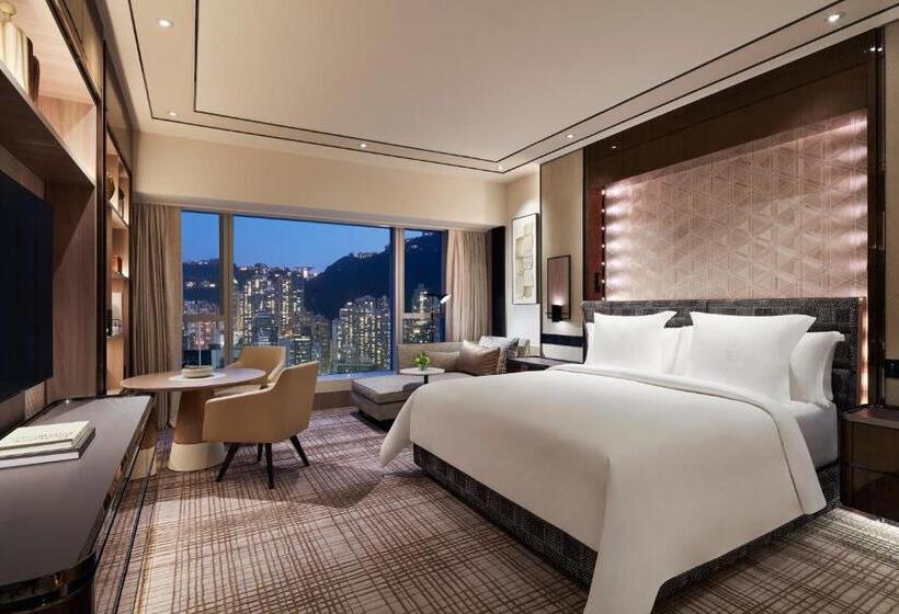 전망 디럭스룸 킹침대, Four Seasons Hotel Hong Kong