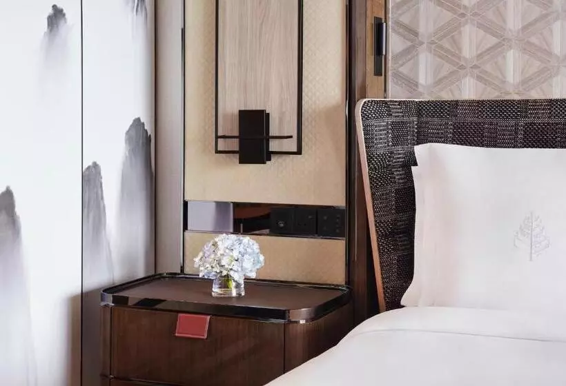 Superior Room with Views