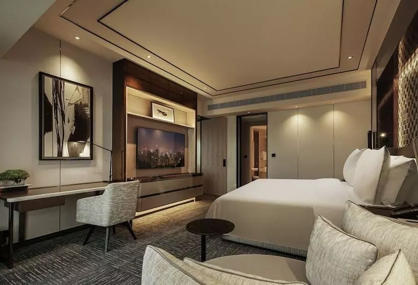 سوئیت پریمیوم, Four Seasons Hotel Hong Kong