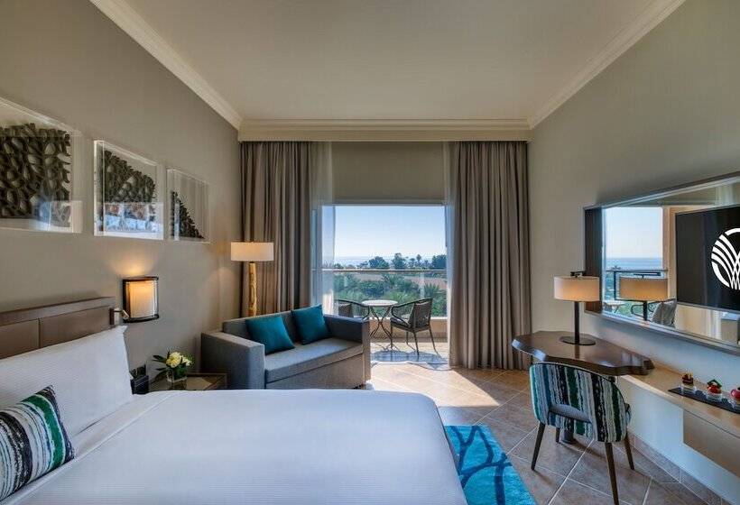 스탠다드 룸 더블 침대, Fujairah Rotana Resort & Spa   Al Aqah Beach