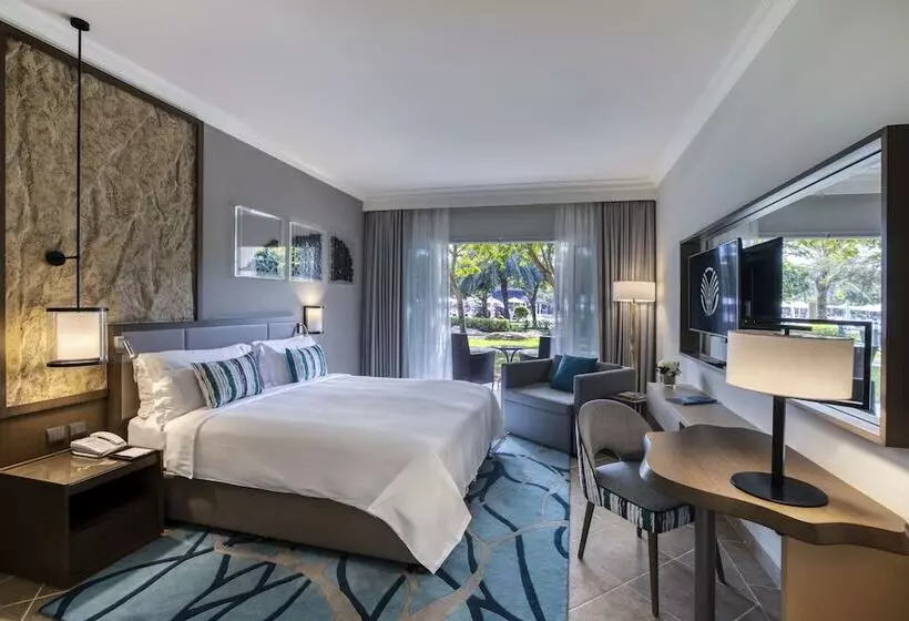 اتاق استاندارد با تخت دوبل, Fujairah Rotana Resort & Spa   Al Aqah Beach