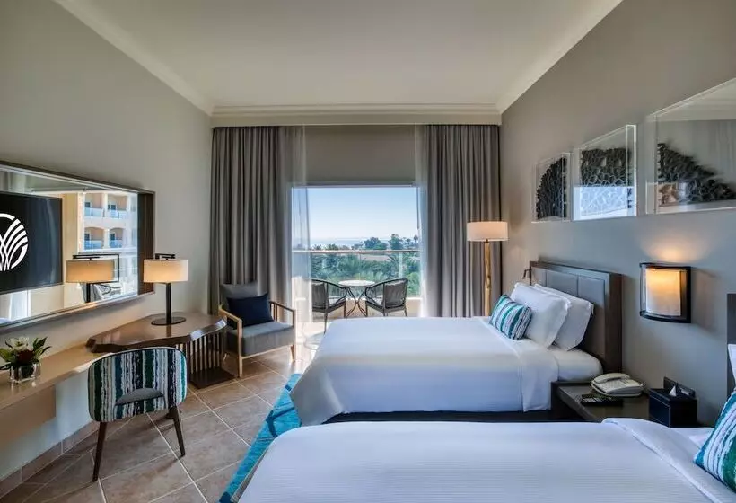 اتاق استاندارد, Fujairah Rotana Resort & Spa   Al Aqah Beach