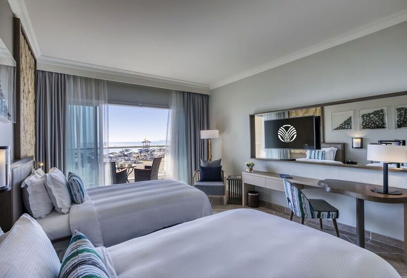 스탠다드 발코니 룸 바다 전망, Fujairah Rotana Resort & Spa   Al Aqah Beach