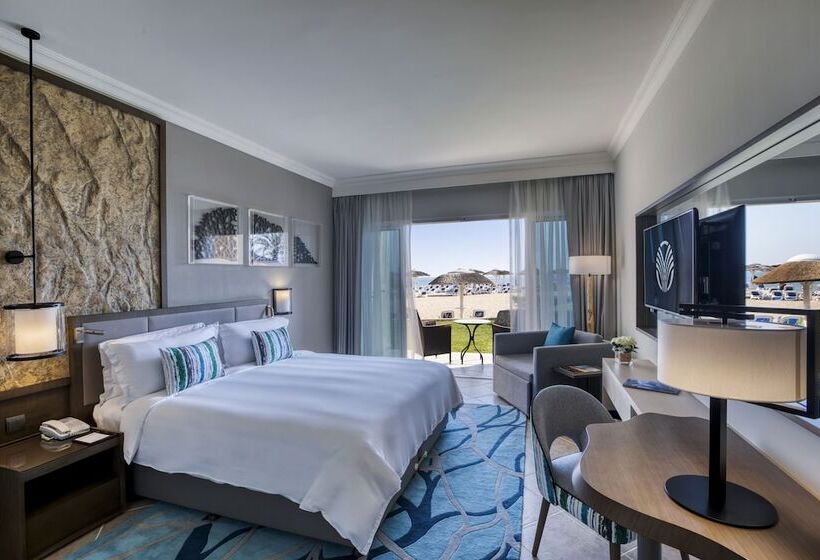 Номер Стандарт Двуспальная Кровать Вид на Море, Fujairah Rotana Resort & Spa   Al Aqah Beach