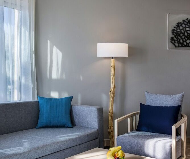 가든 전망 스위트, Fujairah Rotana Resort & Spa   Al Aqah Beach