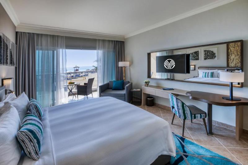 Люкс Вид на Сад, Fujairah Rotana Resort & Spa   Al Aqah Beach