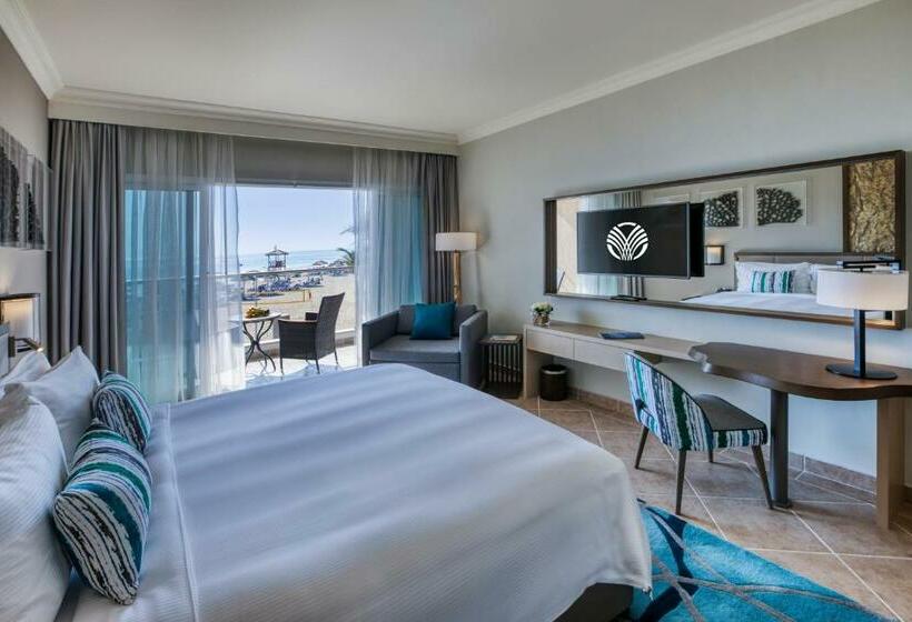 스탠다드 룸 킹사이즈 침대, Fujairah Rotana Resort & Spa   Al Aqah Beach