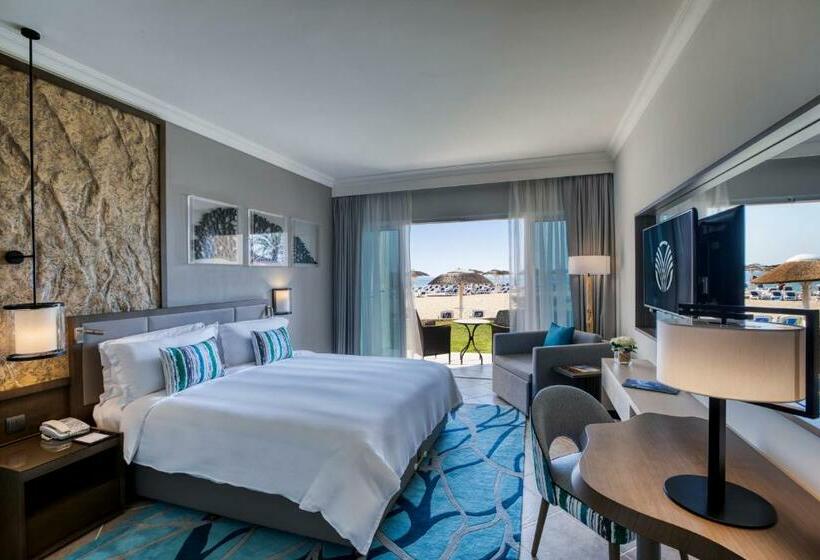 스탠다드 룸 킹사이즈 침대, Fujairah Rotana Resort & Spa   Al Aqah Beach