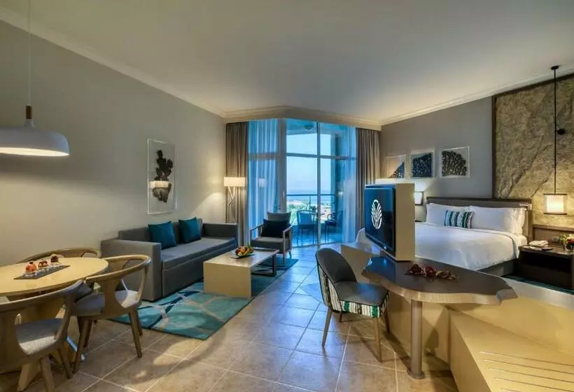 اتاق استاندارد با چشم‌انداز باغ, Fujairah Rotana Resort & Spa   Al Aqah Beach