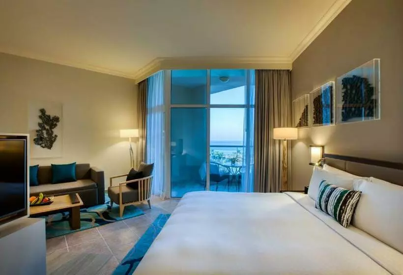 اتاق استاندارد با چشم‌انداز باغ, Fujairah Rotana Resort & Spa   Al Aqah Beach