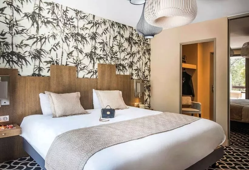 Standard Room Double Bed, Mercure Brignoles Golf De Barbaroux & Spa