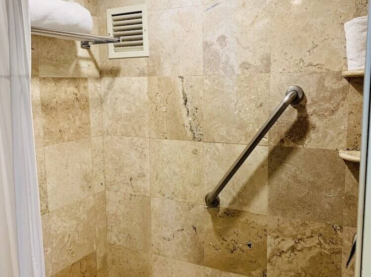 스탠다드 룸 더블 침대 2개, Rivoli Select