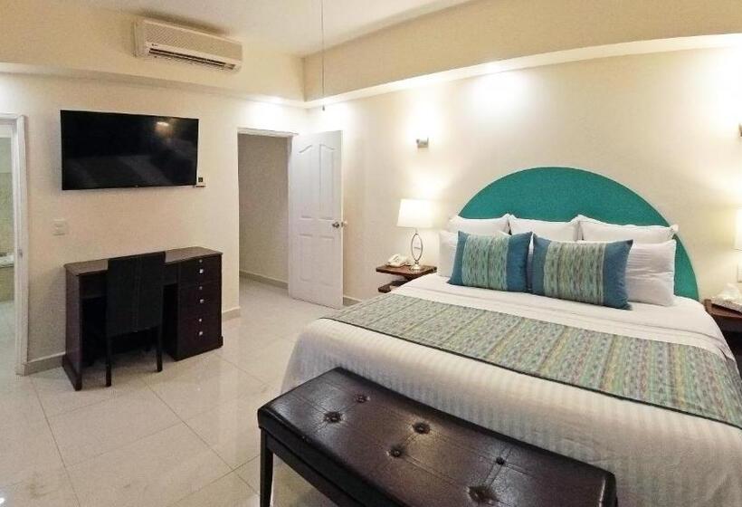 デラックススイート, The Westmarine Waterfront