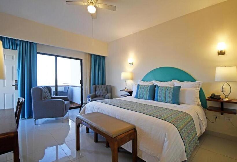 キングサイズベッドのスタンダードルーム, The Westmarine Waterfront