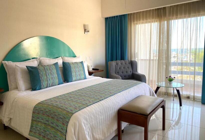 キングサイズベッドのスタンダードルーム, The Westmarine Waterfront