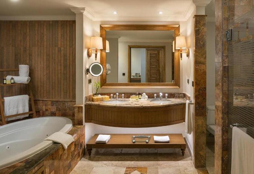 Junior swim-up suite, Valentin Imperial Riviera Maya All Inclusive   Adults Only