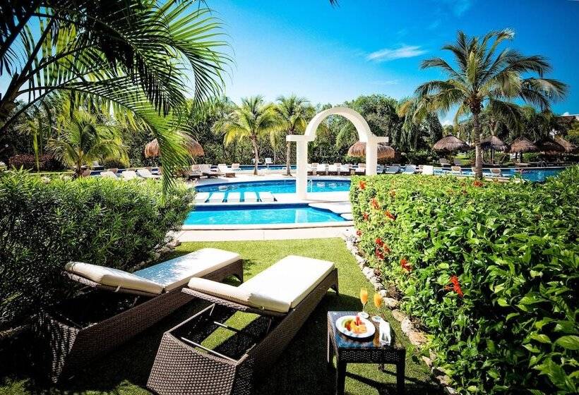 Junior swim-up suite, Valentin Imperial Riviera Maya All Inclusive   Adults Only