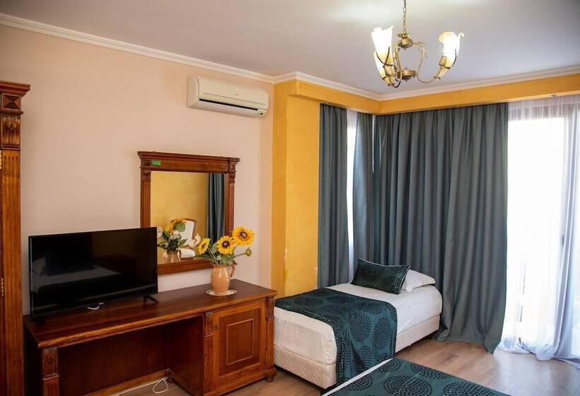 غرفة قياسية رباعية, Vila Belvedere