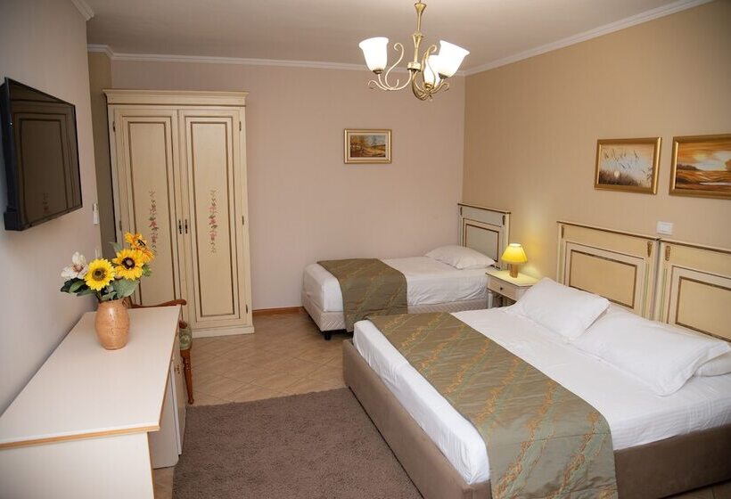 غرفة قياسية رباعية, Vila Belvedere