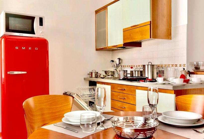 استودیوی استاندارد, Residence San Giusto