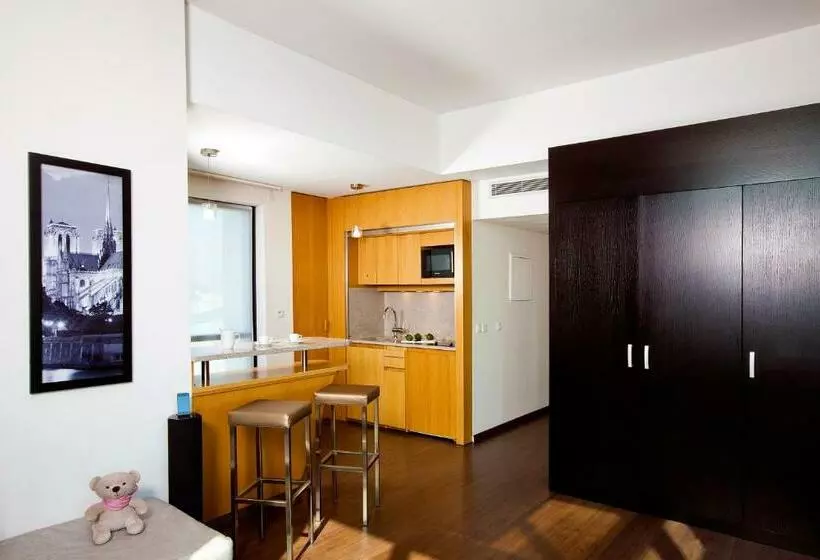 سوییت پرستیژ, Residhome Val D'europe