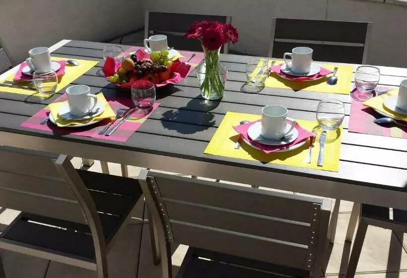 سوییت پرستیژ, Residhome Val D'europe