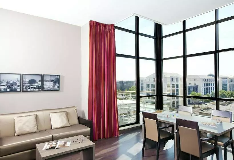 آپارتمان اجرایی 1 خوابه, Residhome Val D'europe