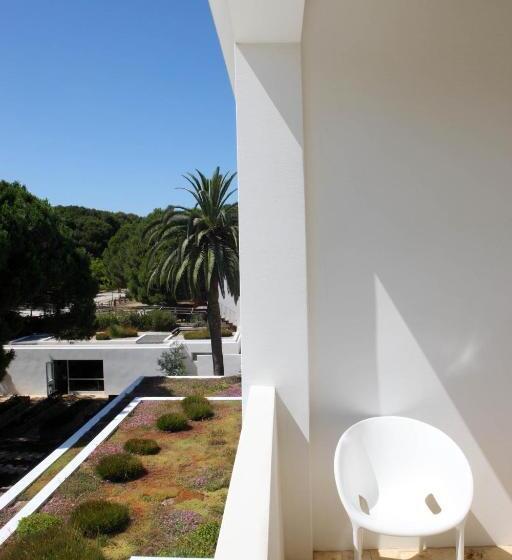 חדר סטנדרט עם מרפסת ונוף לגינה, Hostal Empúries