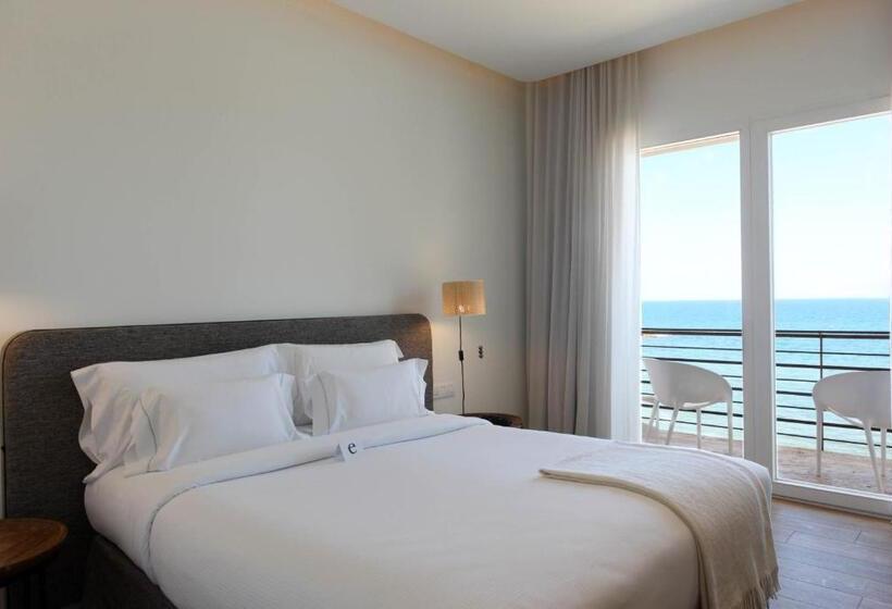스탠다드 발코니 룸 바다 전망, Hostal Empúries