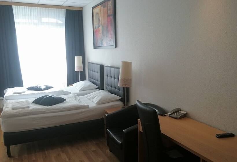 غرفة إقتصادية, 4th Floor