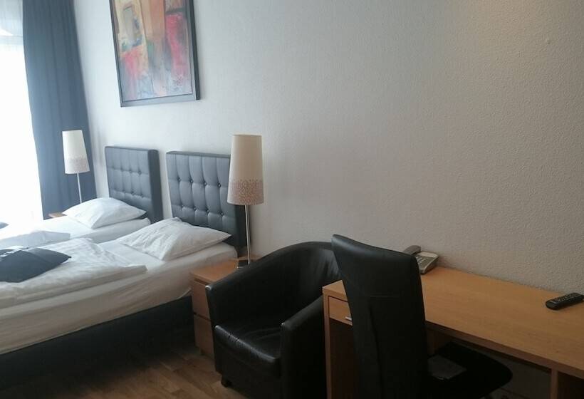 غرفة إقتصادية, 4th Floor