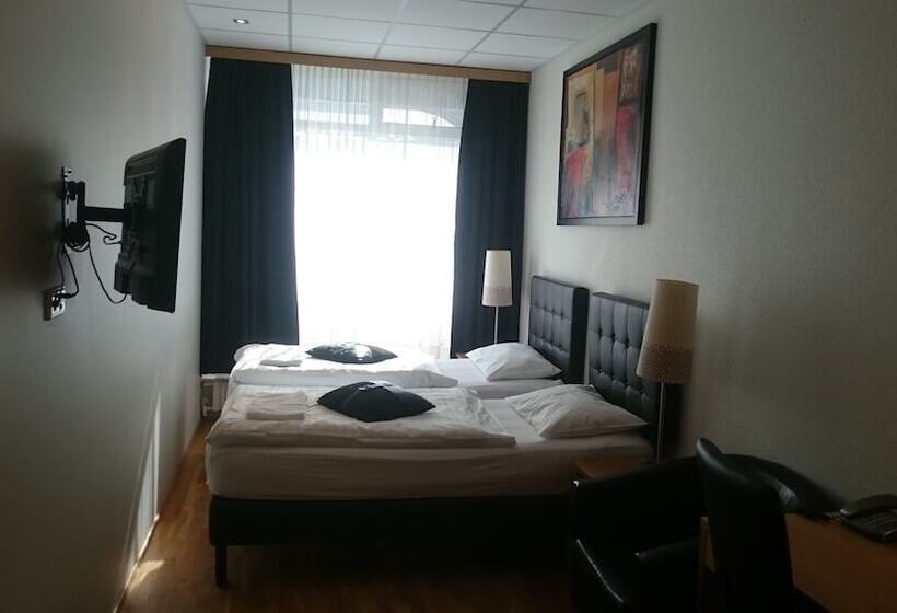 غرفة إقتصادية, 4th Floor