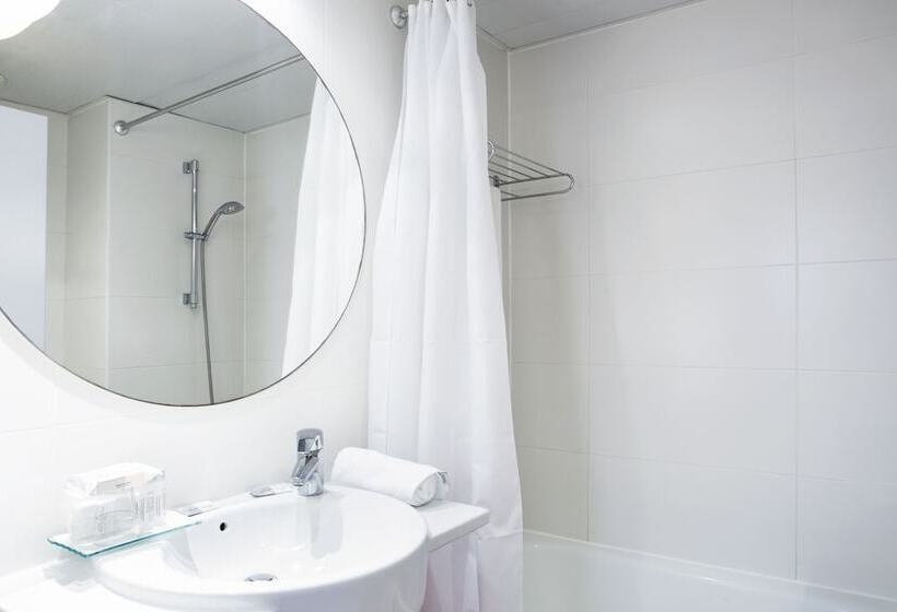 اتاق استاندارد, Ciutat Vella