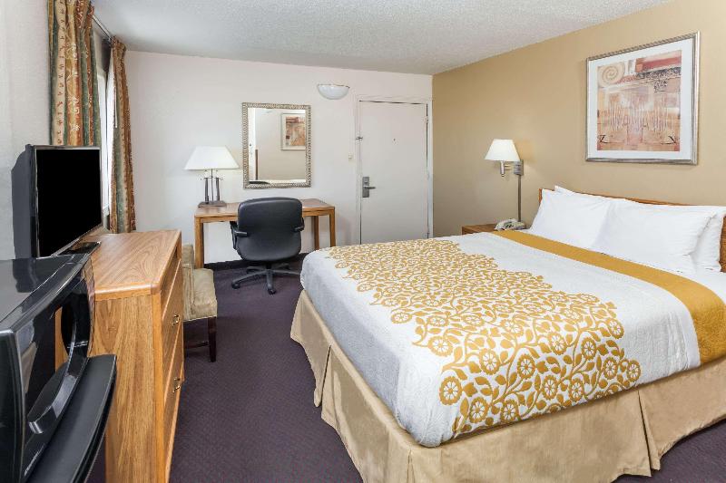 اتاق اجرایی با تخت بزرگ, Courtyard By Marriott San Diego Downtown