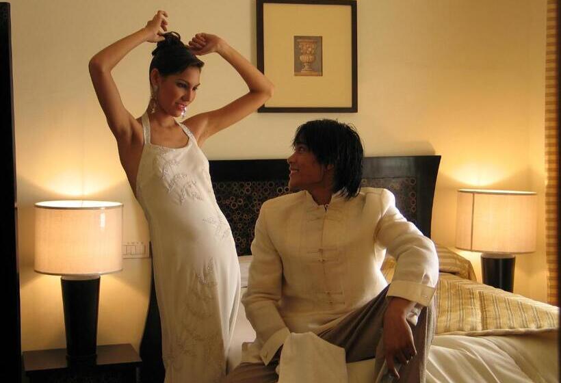 Suite, Crown Regency Suites Mactan