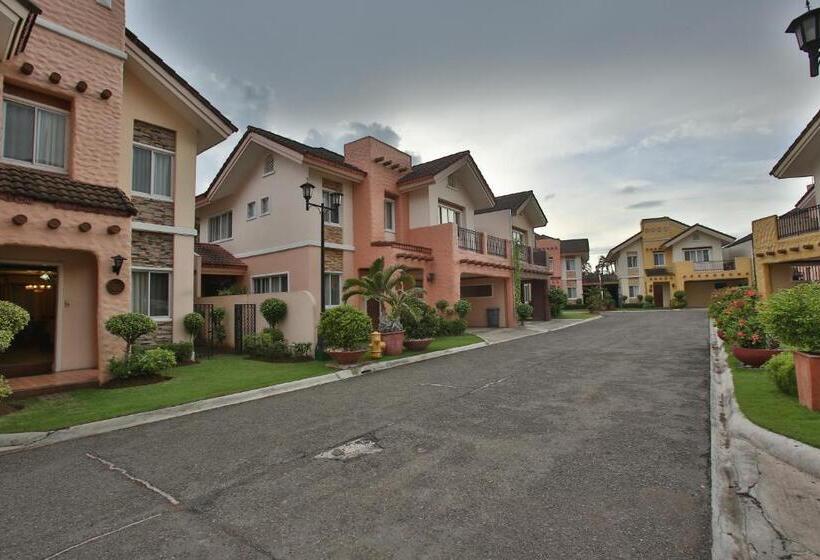3 Bedroom Villa, Crown Regency Suites Mactan