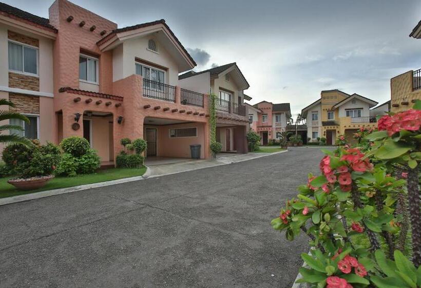 3 Bedroom Villa, Crown Regency Suites Mactan