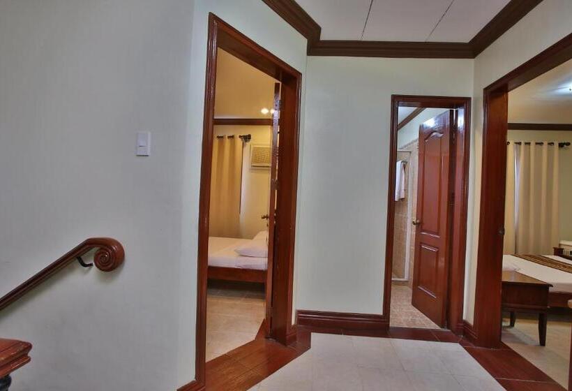 3 Bedroom Villa, Crown Regency Suites Mactan