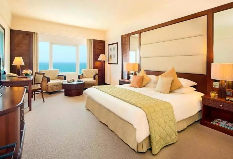 キングサイズベッドのデラックスルーム, Danat Jebel Dhanna Resort