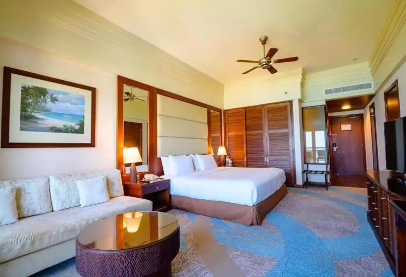 キングサイズベッドのクラブルーム, Danat Jebel Dhanna Resort