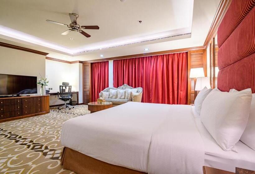 سوئیت پرزیدنت, Danat Jebel Dhanna Resort