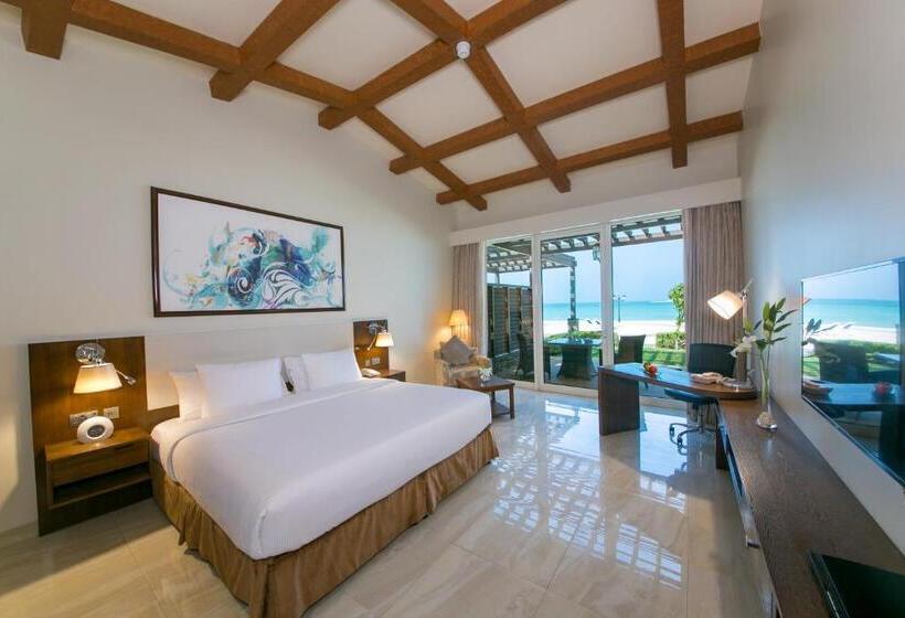 کلبه ییلاقی, Danat Jebel Dhanna Resort