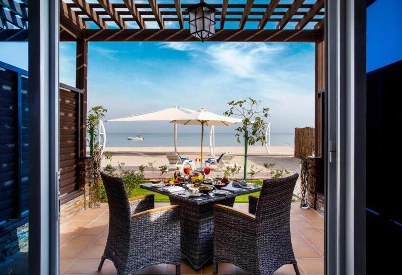 کلبه ییلاقی, Danat Jebel Dhanna Resort