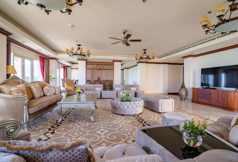 سوئیت پرزیدنت, Danat Jebel Dhanna Resort