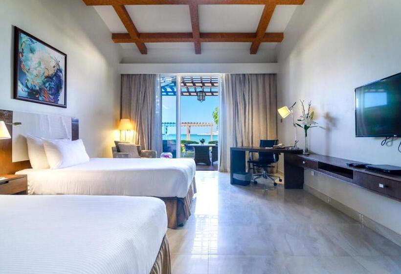 کلبه ییلاقی, Danat Jebel Dhanna Resort